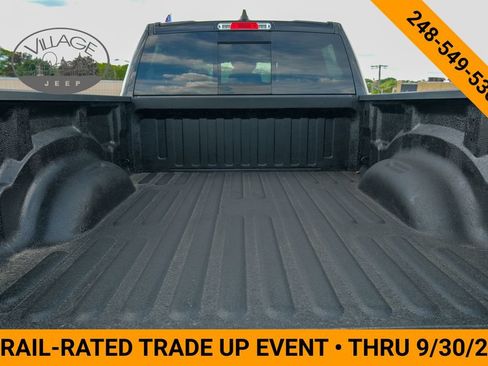 Used 2023 RAM 1500 Laramie AWD/4WD image 8