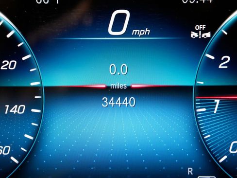 Certified 2023 Mercedes-Benz GLB 250 4MATIC image 16