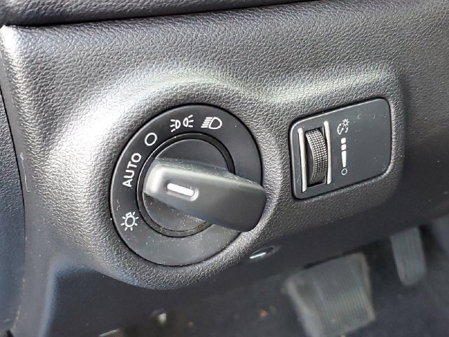 Used 2016 Dodge Dart SXT FWD image 13