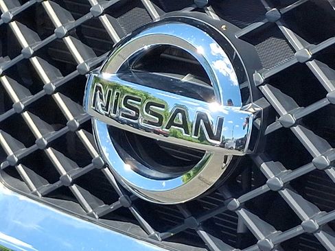 Used 2020 Nissan Frontier SV AWD/4WD image 29