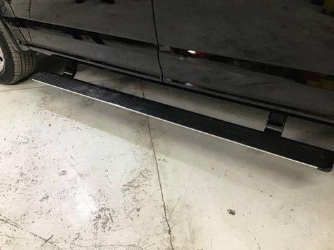 Used 2018 Ford F150 Platinum w/ Equipment Group 701A Luxury image 10