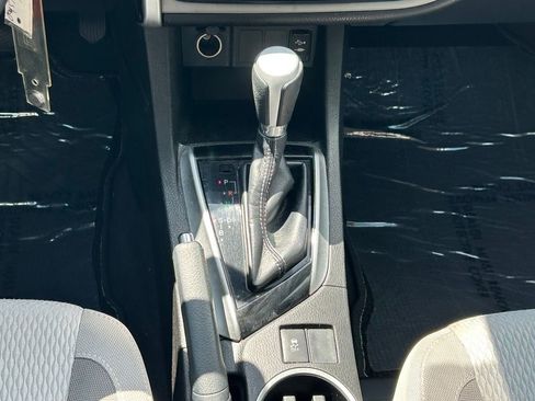 Used 2018 Toyota Corolla LE FWD image 20