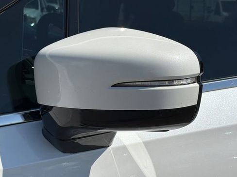 Used 2023 Honda Odyssey Elite image 54