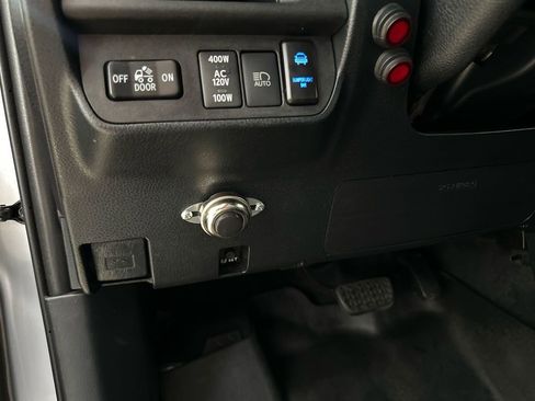 Used 2019 Toyota Tacoma TRD Sport image 77