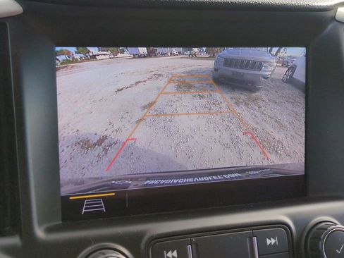 Used 2021 GMC Terrain SLT image 19