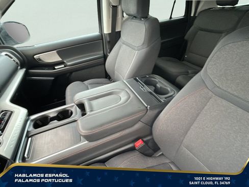 Used 2025 Ford Expedition Max Active AWD/4WD image 24