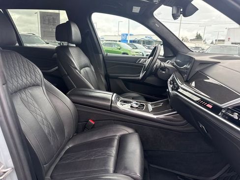 Used 2023 BMW X7 M60i w/ Executive Package AWD/4WD image 9
