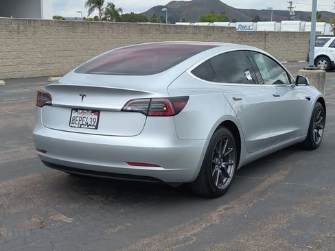 Used 2018 Tesla Model 3 RWD image 6