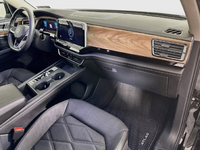 Certified 2024 Volkswagen Atlas SE AWD/4WD image 30
