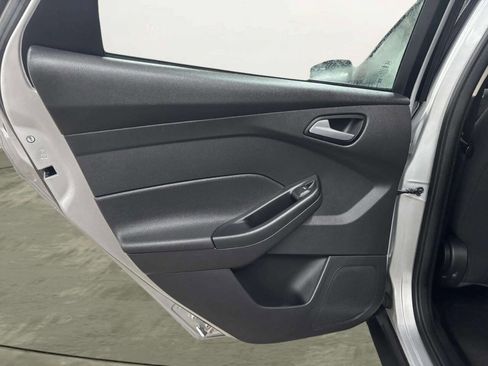 Used 2017 Ford Focus SE image 13