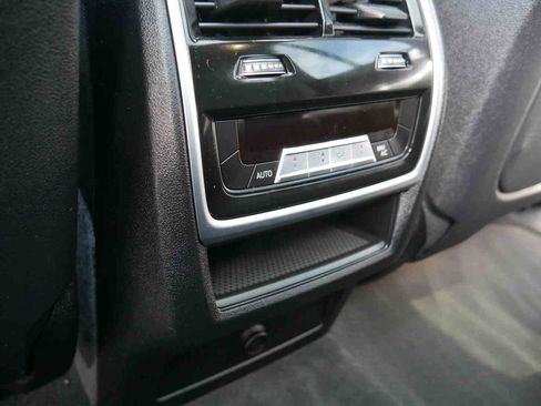 Used 2019 BMW X5 xDrive40i w/ Convenience Package image 18