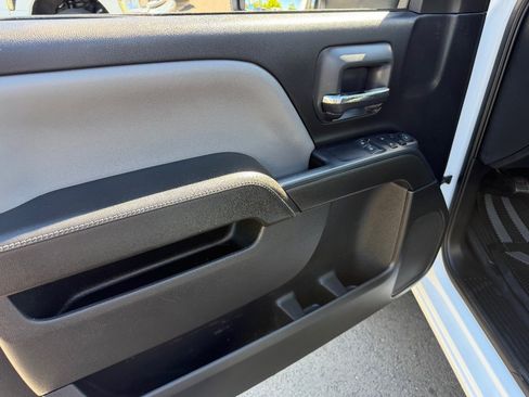 Used 2015 Chevrolet Silverado 2500 W/T w/ WT Fleet Convenience Package AWD/4WD image 18