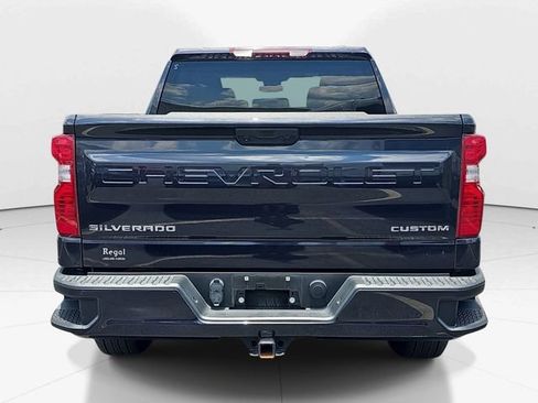 Used 2022 Chevrolet Silverado 1500 Custom AWD/4WD image 4