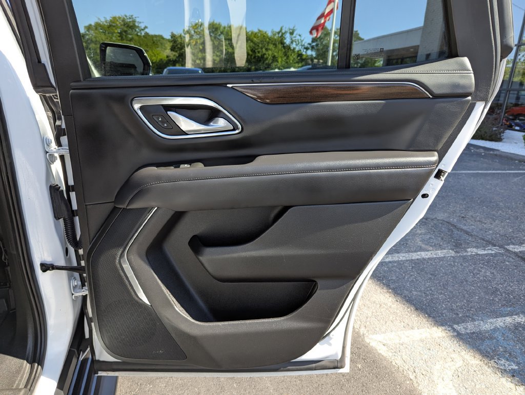Used 2022 GMC Yukon SLE w/ Max Trailering Package AWD/4WD image 34
