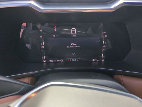 Certified 2023 GMC Canyon AT4 w/ AT4 Premium Package image 11