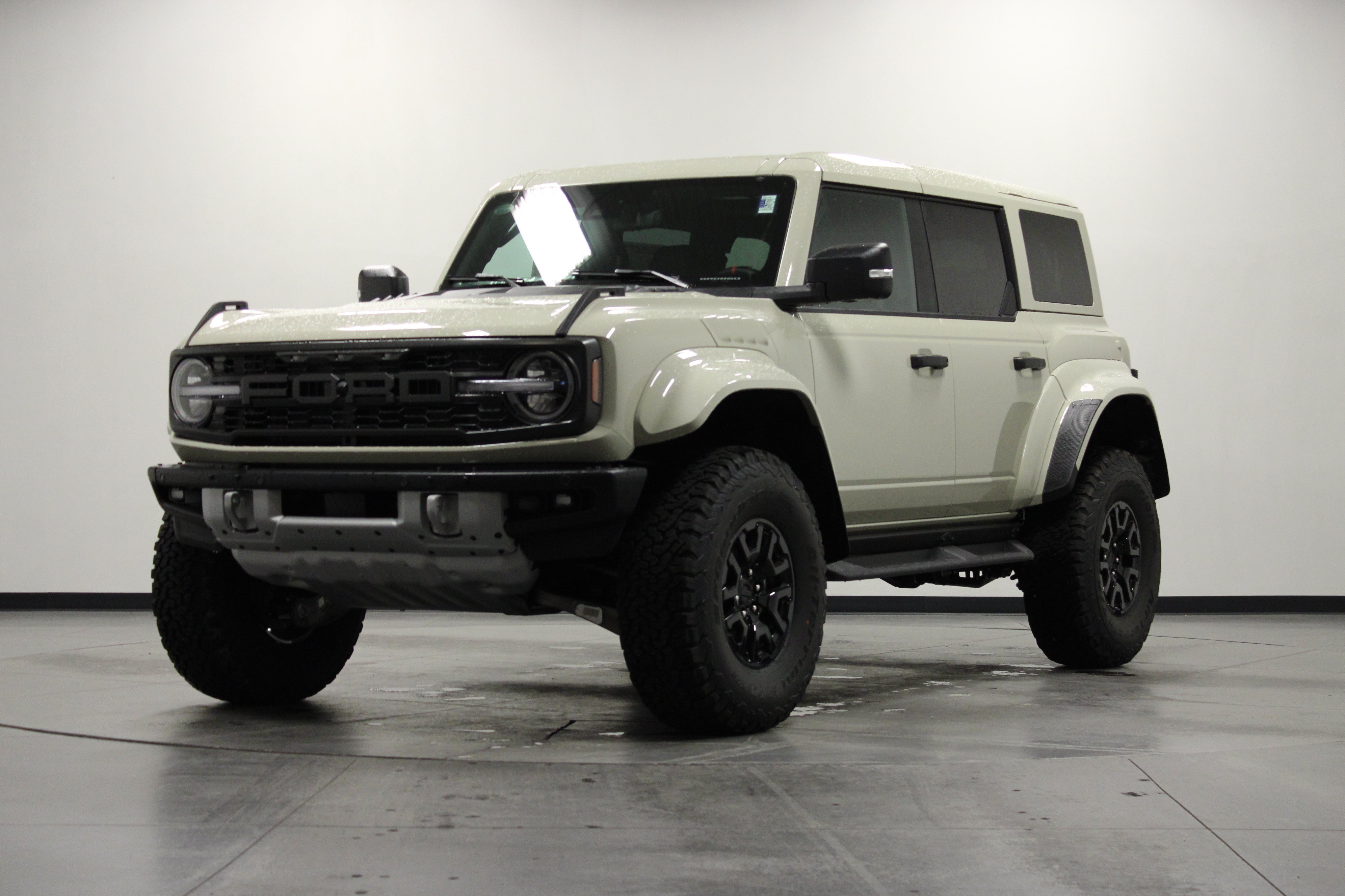 New 2026 Ford Bronco Raptor AWD/4WD image 8