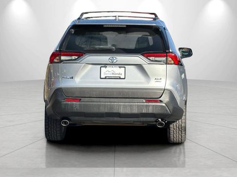 Used 2021 Toyota RAV4 XLE image 7