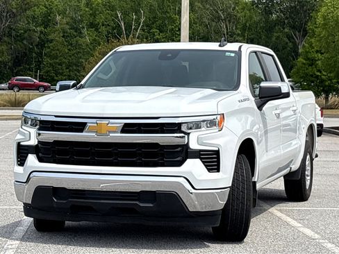 Used 2023 Chevrolet Silverado 1500 LT RWD image 3