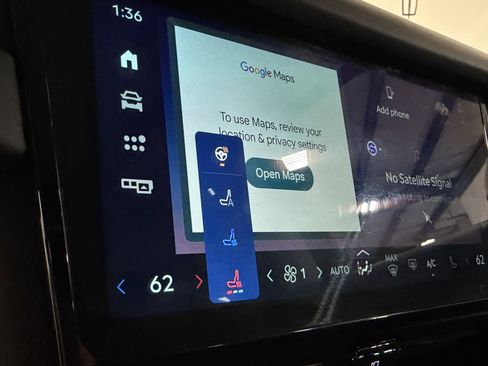 Used 2025 Lincoln Navigator L Reserve image 13