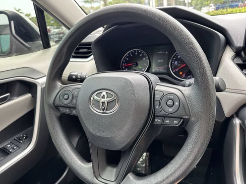 Used 2021 Toyota RAV4 XLE FWD image 54
