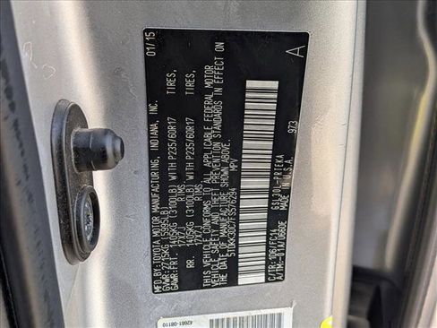 Used 2015 Toyota Sienna LE image 26