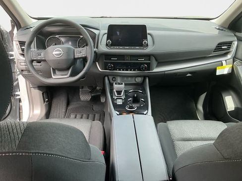 Used 2026 Nissan Rogue SV AWD/4WD image 11