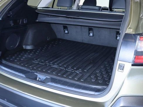 Used 2024 Subaru Outback Onyx Edition image 24