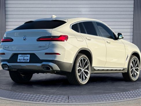 New 2025 BMW X4 xDrive30i w/ Convenience Package image 4
