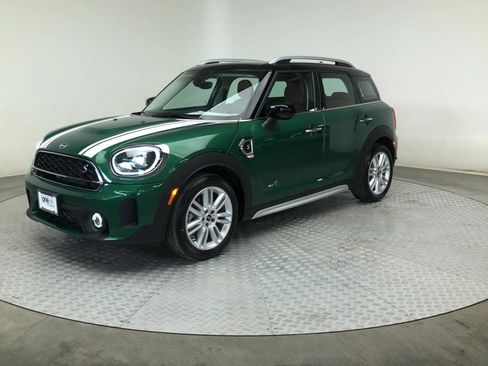 Used 2023 MINI Cooper Countryman S w/ Signature Upholstery Package AWD/4WD image 4