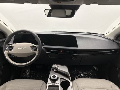 Used 2024 Kia EV6 Wind image 14