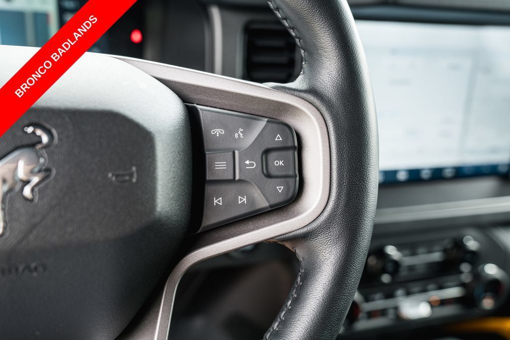Used 2024 Ford Bronco Badlands AWD/4WD image 17