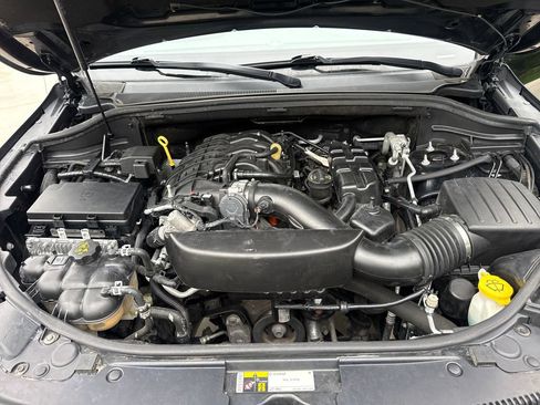 Used 2018 Jeep Grand Cherokee Laredo RWD image 35