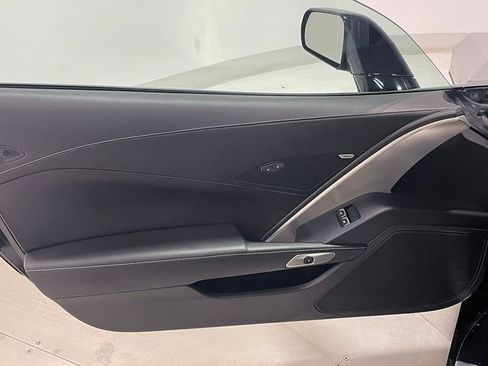 Used 2014 Chevrolet Corvette Stingray Coupe RWD image 60