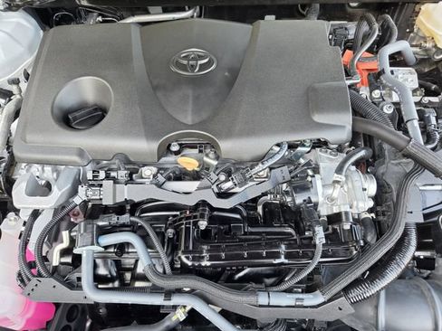 Used 2025 Toyota Camry SE w/ Convenience Package FWD image 26