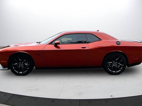 Certified 2023 Dodge Challenger R/T w/ Plus Package image 6