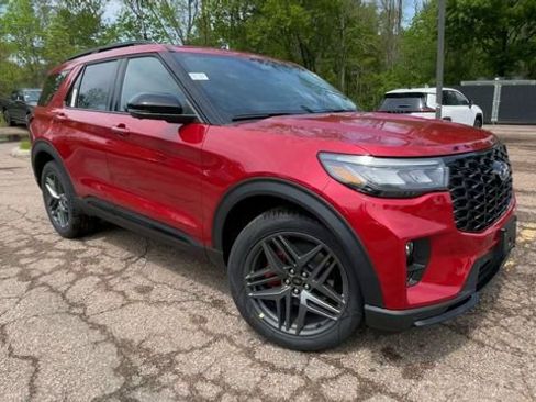 New 2026 Ford Explorer ST w/ Sun And Sound Package AWD/4WD image 8