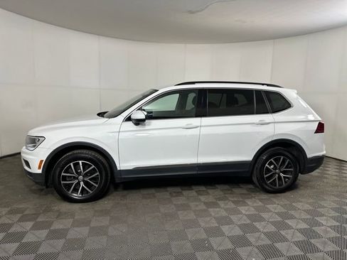 Used 2021 Volkswagen Tiguan SE image 6