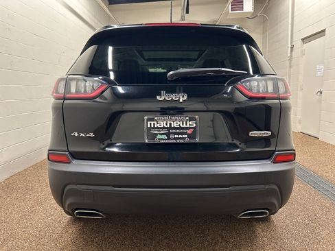 Used 2022 Jeep Cherokee Latitude Lux w/ Sun & Sound Group image 3