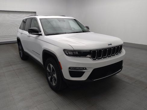 Used 2022 Jeep Grand Cherokee Limited 4xe AWD/4WD image 13