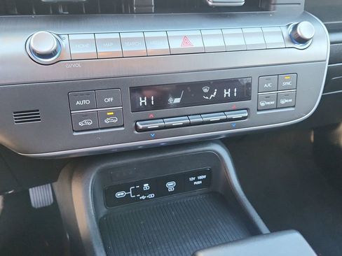 Used 2024 Hyundai Kona SEL image 25