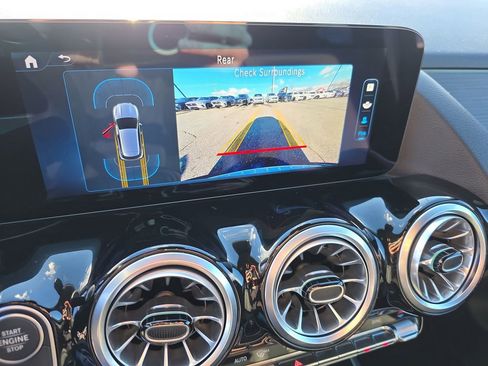 Certified 2025 Mercedes-Benz GLA 250 4MATIC image 32