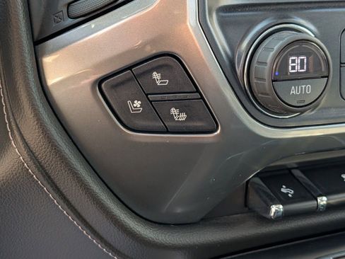 Used 2017 Chevrolet Silverado 1500 LTZ Z71 w/ LTZ Plus Package image 9