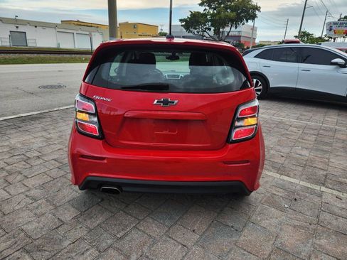 Used 2018 Chevrolet Sonic LT image 7