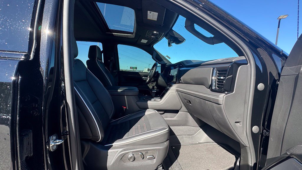 Used 2023 GMC Sierra 1500 AT4X AWD/4WD image 10