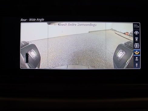 Used 2022 Mercedes-Benz G 63 AMG 4MATIC w/ G Manufaktur Interior Package image 10