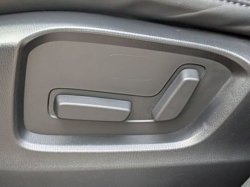 Used 2021 MAZDA CX-5 Touring FWD image 32