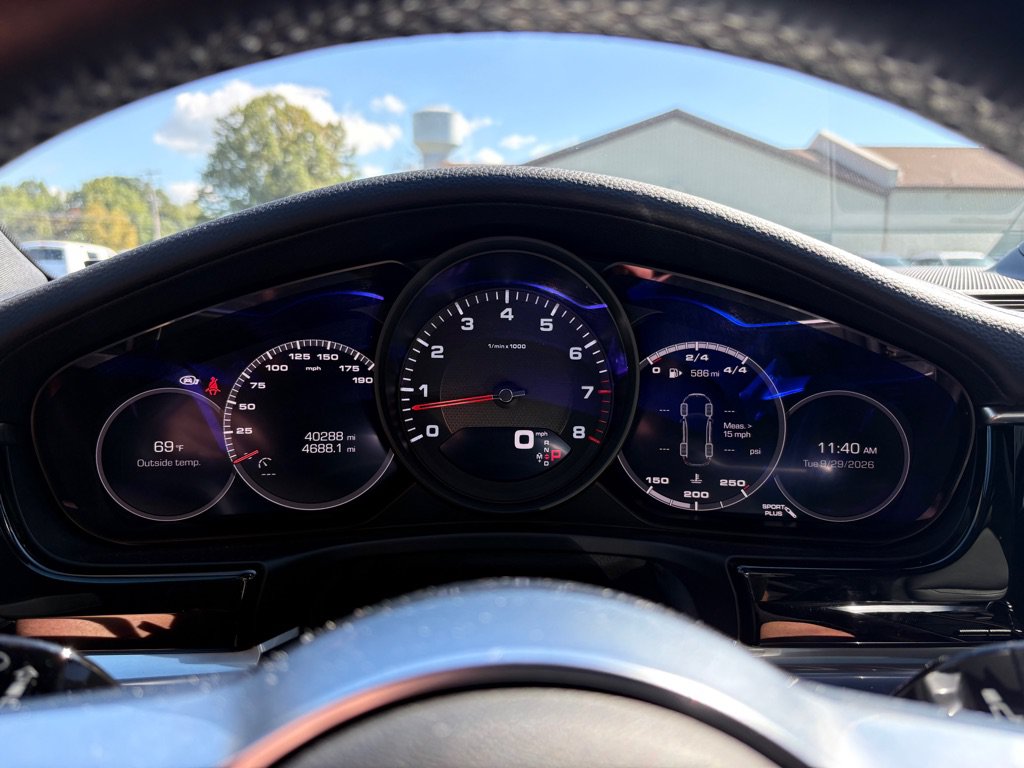 Used 2019 Porsche Panamera 4 AWD/4WD image 17