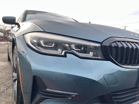Used 2021 BMW 330i xDrive Sedan w/ Premium Package image 35