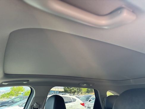 Certified 2022 Kia Sorento SX Prestige image 9