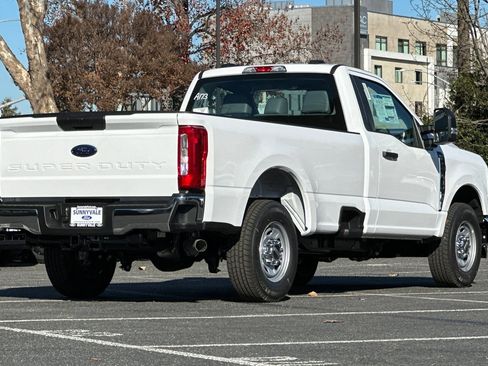 New 2026 Ford F250 XL w/ XL Chrome Package image 5